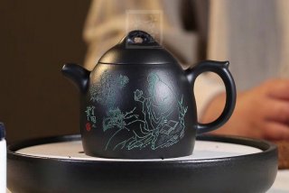 《秦權(quán)》茶壺工藝美術(shù)師手工紫砂壺泡茶器宜興黑料秦權(quán)茶具 《秦權(quán)》茶壺工藝美術(shù)師手工紫砂壺泡茶器宜興黑料秦權(quán)茶具