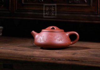 《景舟石瓢》宜興助理工藝美術(shù)師手工紫砂壺紅皮龍料茶壺石瓢茶具 《景舟石瓢》宜興助理工藝美術(shù)師手工紫砂壺紅皮龍料茶壺石瓢茶具