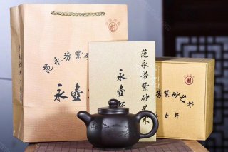 《六方錦華》 《六方錦華》