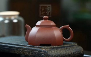 《八方半月》 《八方半月》