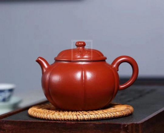 《茶花》 《茶花》