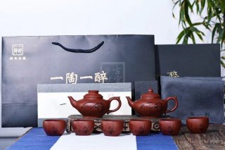 《笑櫻套組》宜興紅皮龍紫砂壺全手工茶壺民間藝人老師笑櫻 《笑櫻套組》宜興紅皮龍紫砂壺全手工茶壺民間藝人老師笑櫻