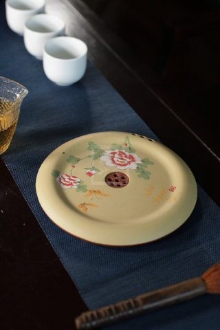 《壺承干泡臺》 《壺承干泡臺》