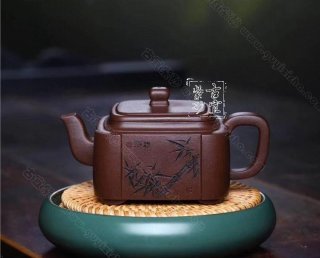 《四方清影》 《四方清影》