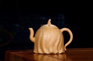 《梵蓮》宜興紫砂壺工藝美術(shù)師手工茶壺段泥紫砂壺 《梵蓮》宜興紫砂壺工藝美術(shù)師手工茶壺段泥紫砂壺